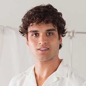 Ahmad R.